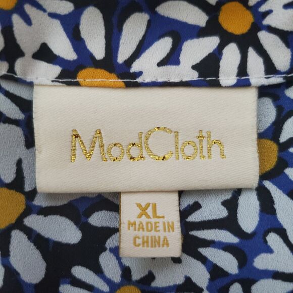 ModCloth Navy Blue Daisy Tank Blouse - Picture 5 of 8